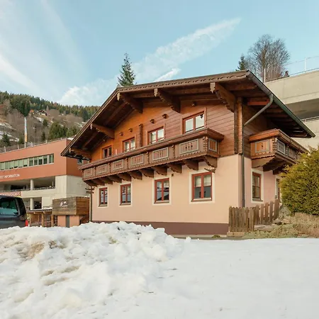 In Dienten On Hochkoenig Slopes, Cleaning Included Chalet Dienten am Hochkoenig